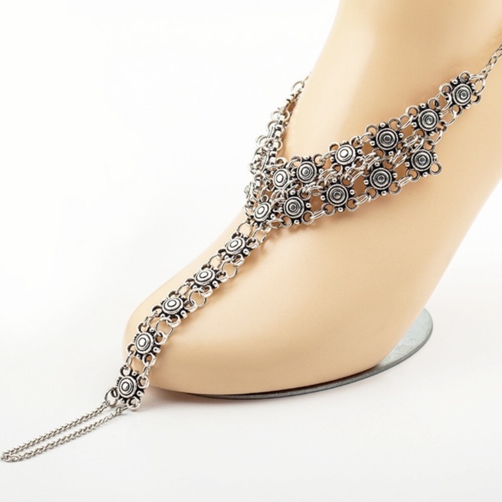 New! Set of Silver Foot Jewelry - Picture 5 of 11